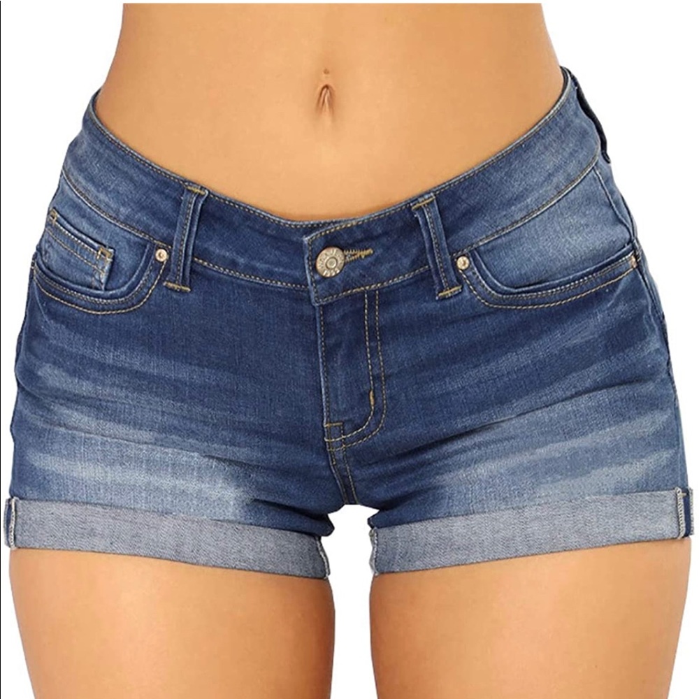 *NWOT* high waisted denim shorts